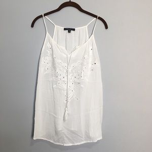Romeo Juliet Medium White eyelet tassel tank top